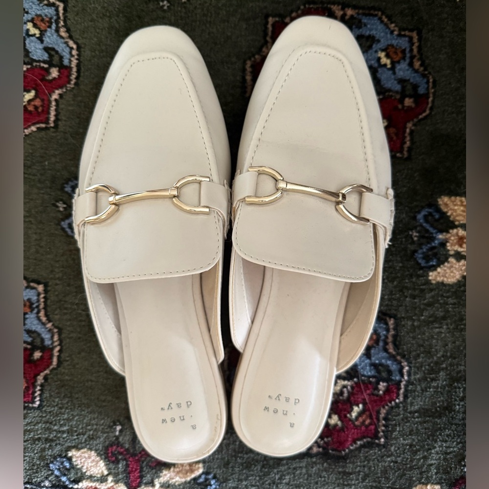 A New Day Mule Flats